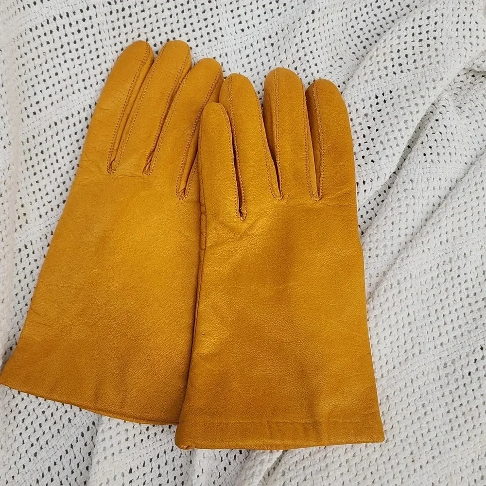 Van Raalte‎ neutral leather gloves M NEW
